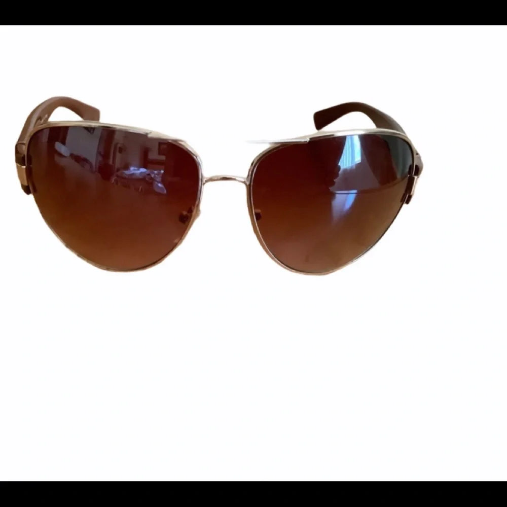 Aviator sunglasses women’s brown with gold metal frames Designed in Italy
